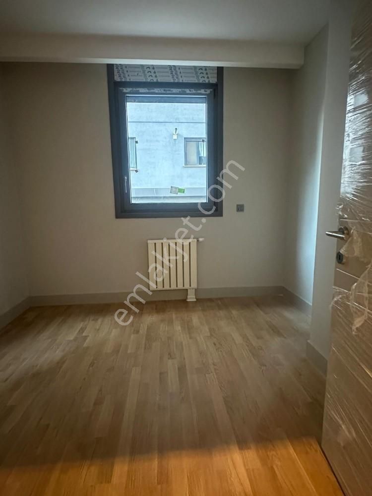 Kalamış Selahattin Pınar Sokakta Sıfır Binada Kiralık 3+1 Daire - Görsel 15
