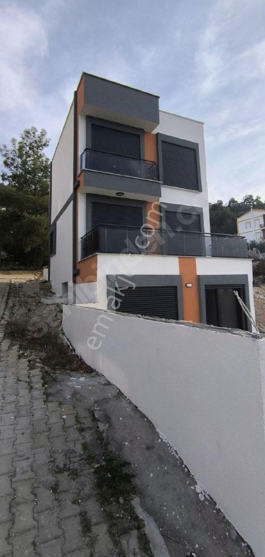 Akbük Yenipınar'da Tripleks - Görsel 2