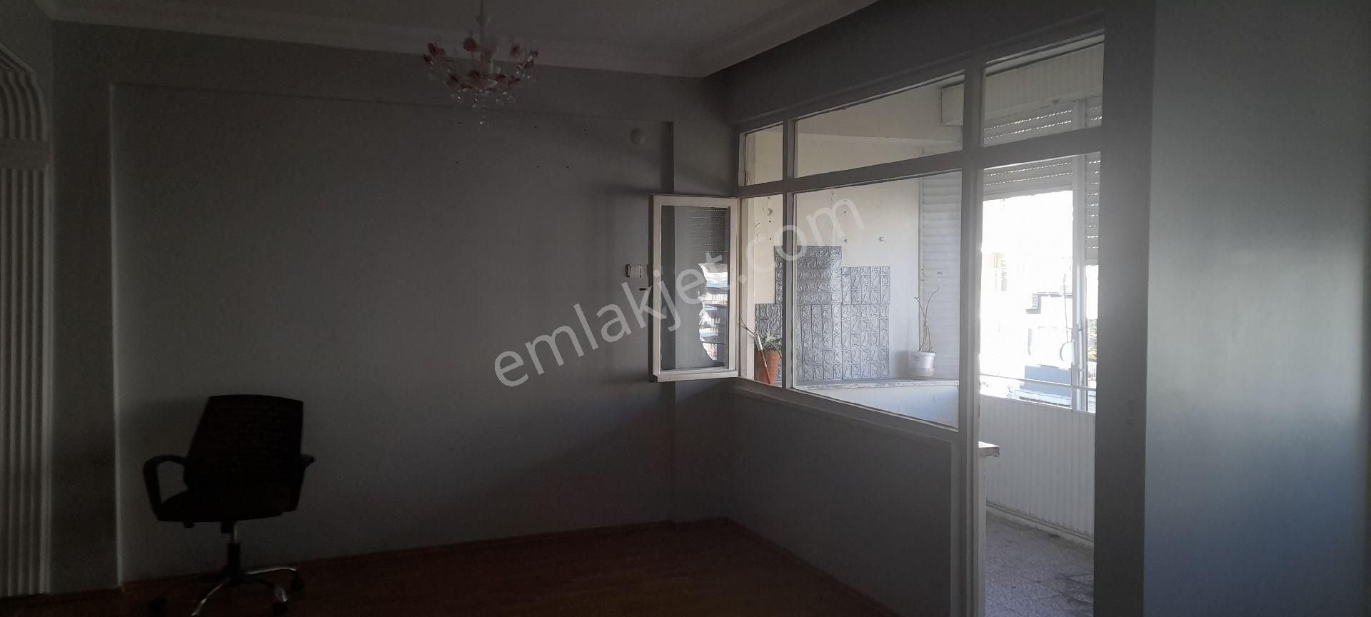 Doğu Garajı Ali Çetinkaya Caddesi Üzerinde Kiralık Daire - Görsel 3
