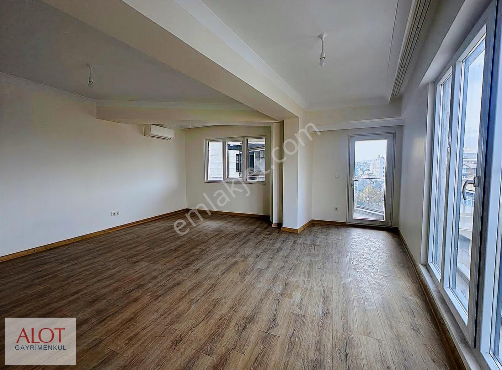 Çengelköyda Kiralık 2+1 Daire - Görsel 24