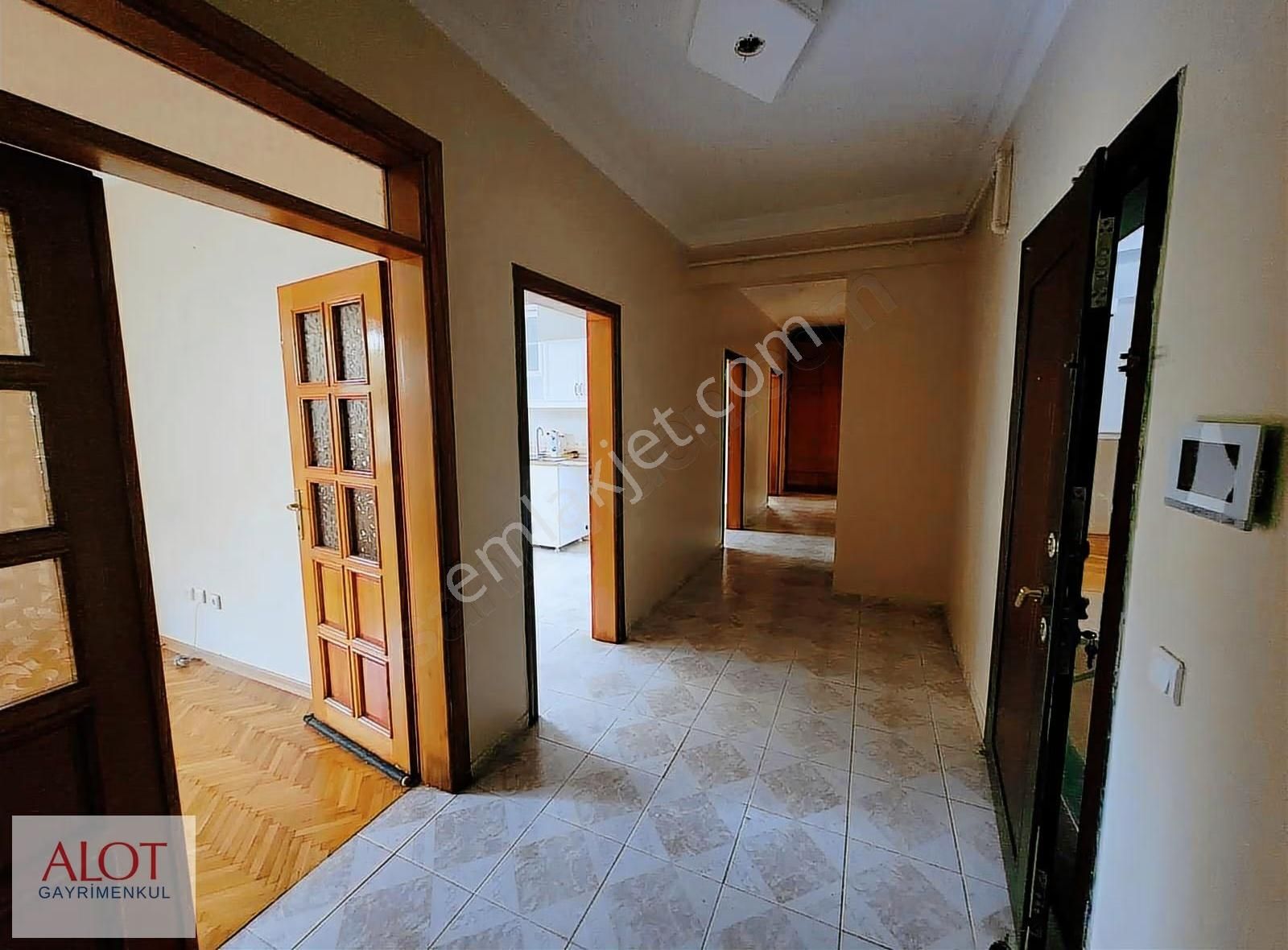 Üsküdar Burhaniyede Bahçe Kullanımlı Aydınlık Ferah 3+1 Kiralık - Görsel 5