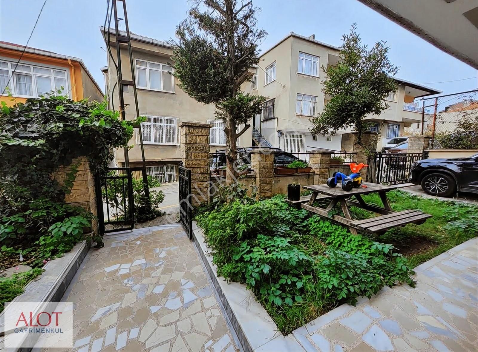 Üsküdar Burhaniyede Bahçe Kullanımlı Aydınlık Ferah 3+1 Kiralık - Görsel 9