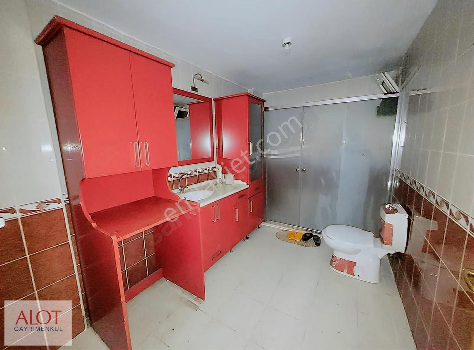 Üsküdar Burhaniyede Bahçe Kullanımlı Aydınlık Ferah 3+1 Kiralık - Görsel 14
