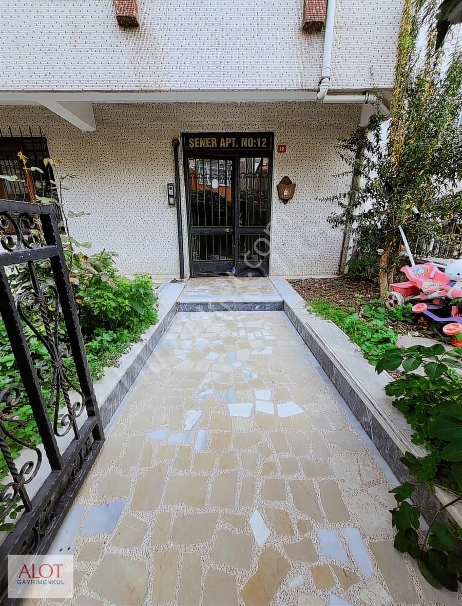 Üsküdar Burhaniyede Bahçe Kullanımlı Aydınlık Ferah 3+1 Kiralık - Görsel 21