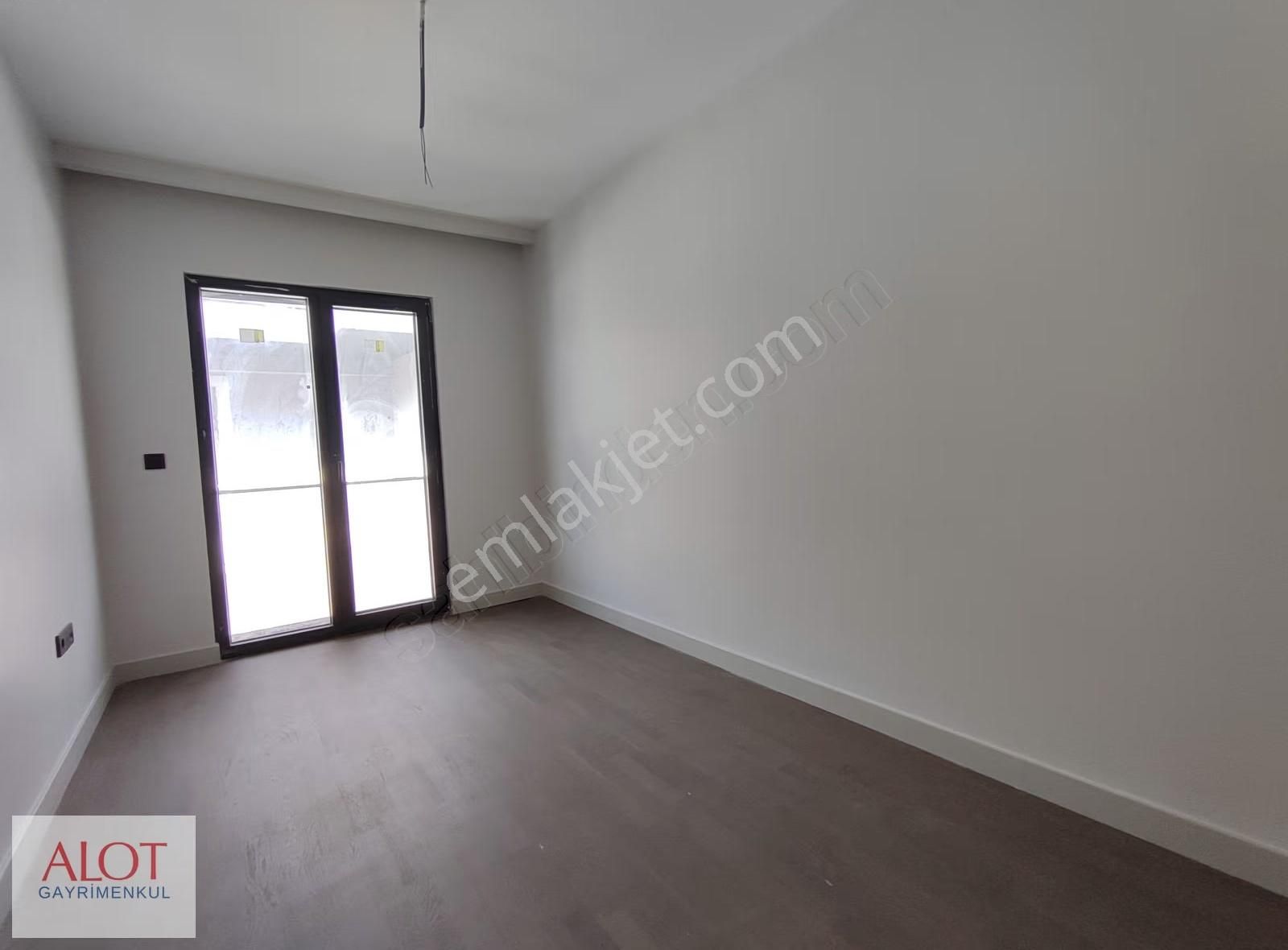 Boğaz Manzaralı Kiralık Dubleks Daire - Görsel 31