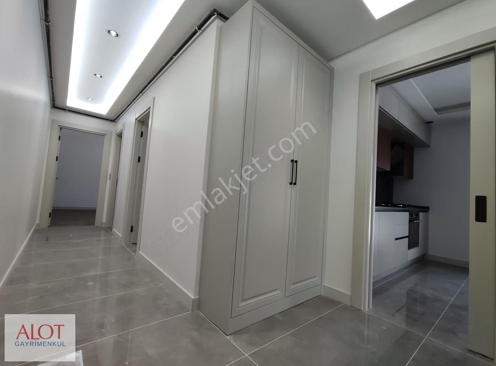 Boğaz Manzaralı Kiralık Dubleks Daire - Görsel 34