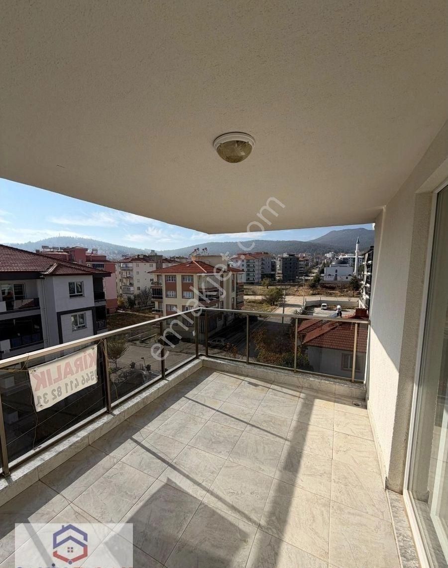 Şahin Emlaktan Denizli Acıpayam İkiz Bulv.satılık 4+2 200 M² Dubleks Daire