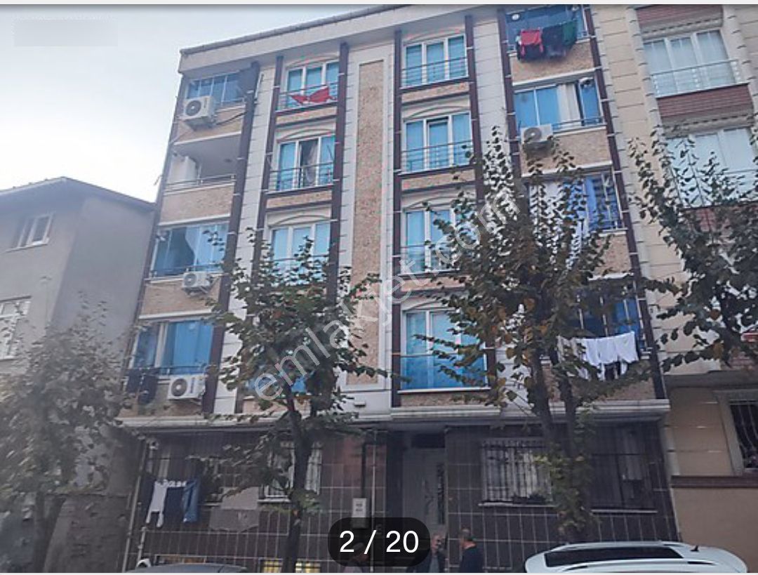 Esenyurt Orhangazi De Akbatı Yakını 3+1 Asansörlü Geniş Daire