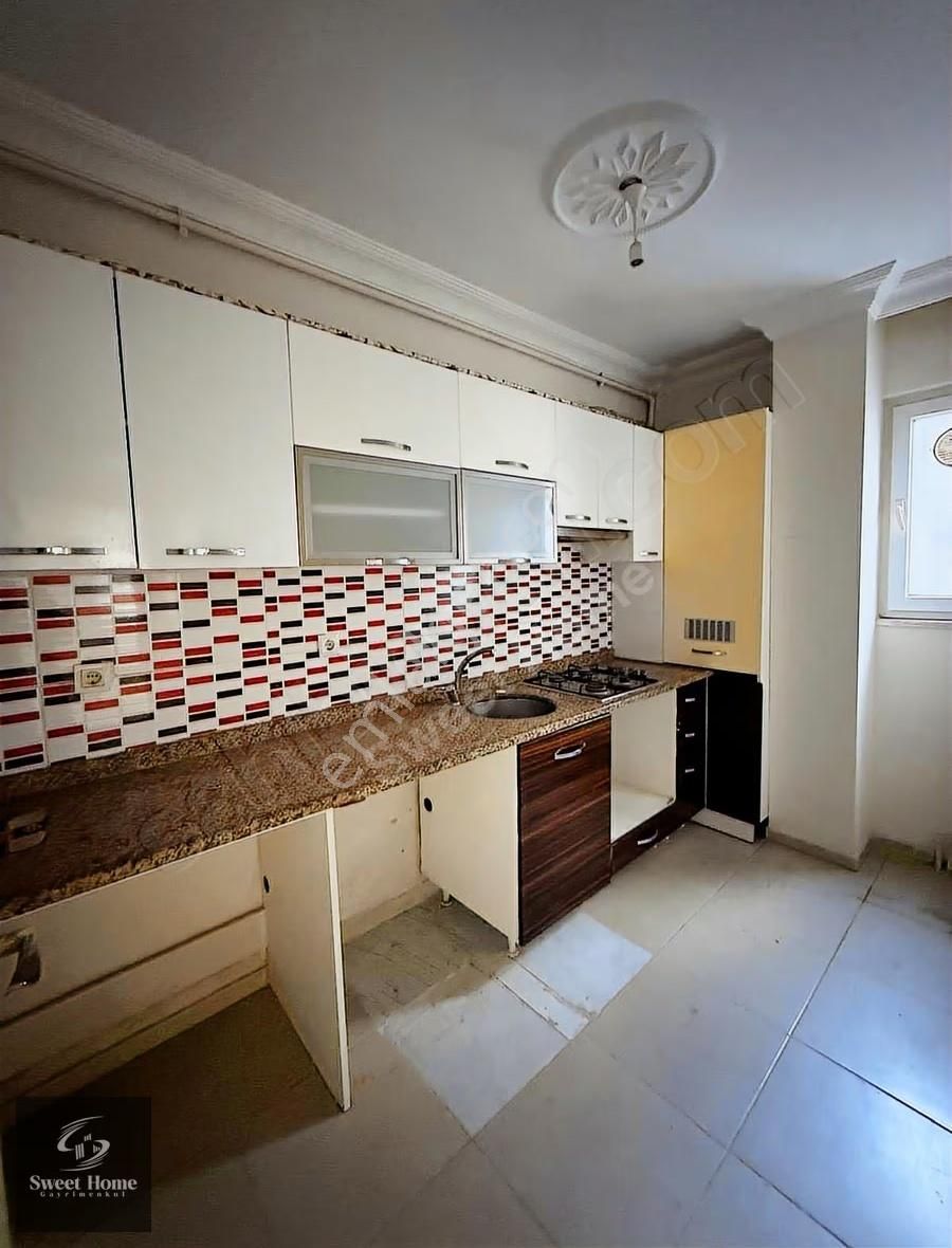 Bahçelievler Çobançeşme'de Geniş Bahçeli Satılık 2+1 Daire - Görsel 9