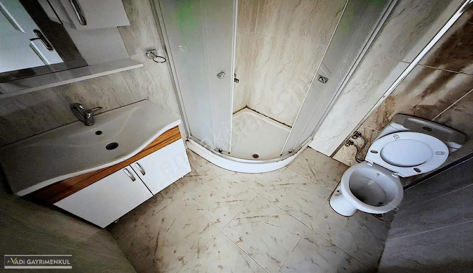 Vadi'den Karakayada Cadde Yakını Katta İskanlı Masrafsız 3+1 ! - Görsel 12