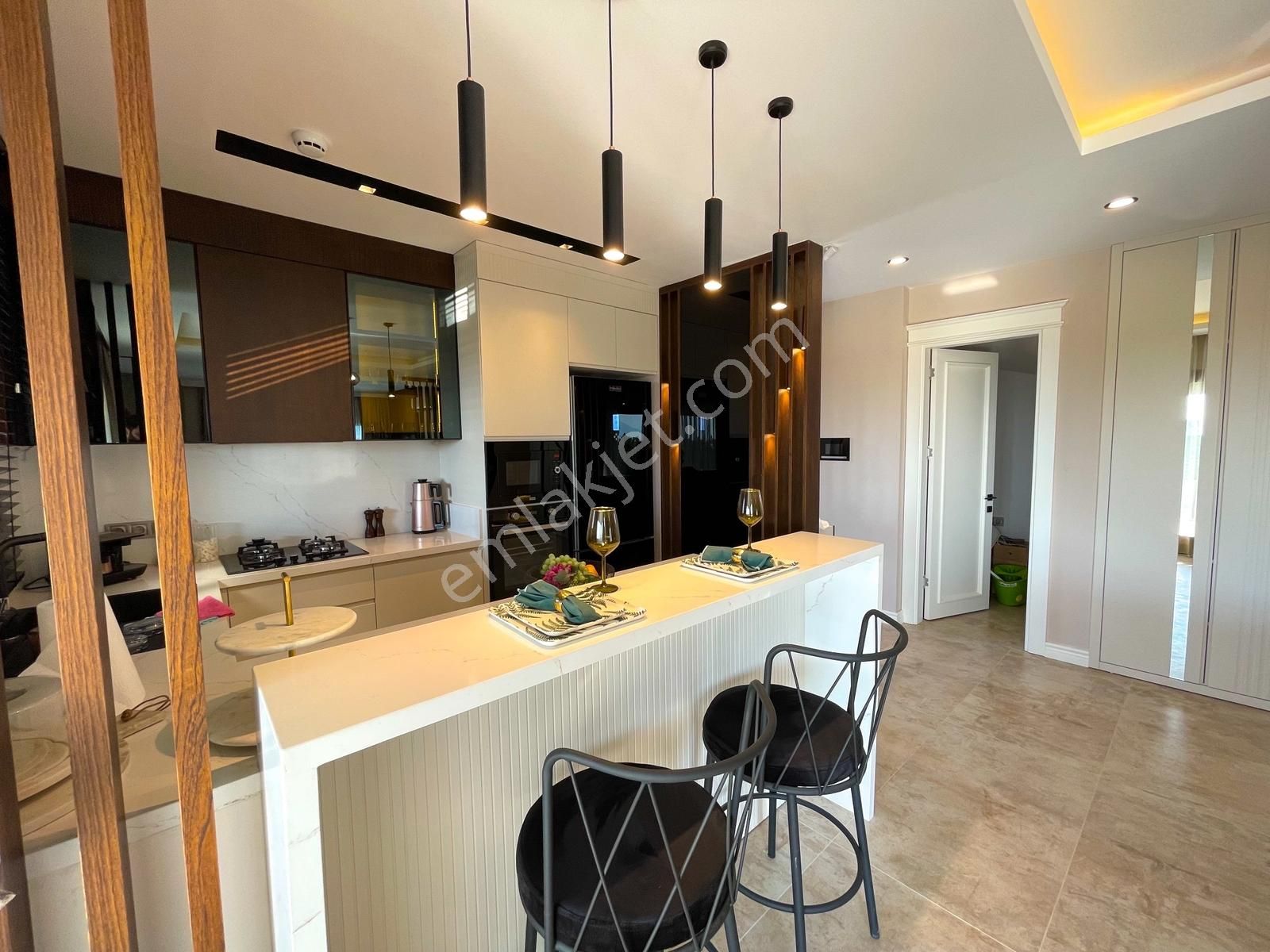 Taş Ev Tutkunlarına Kuşadasında Müstakil, Havuzlu Villa - Görsel 8