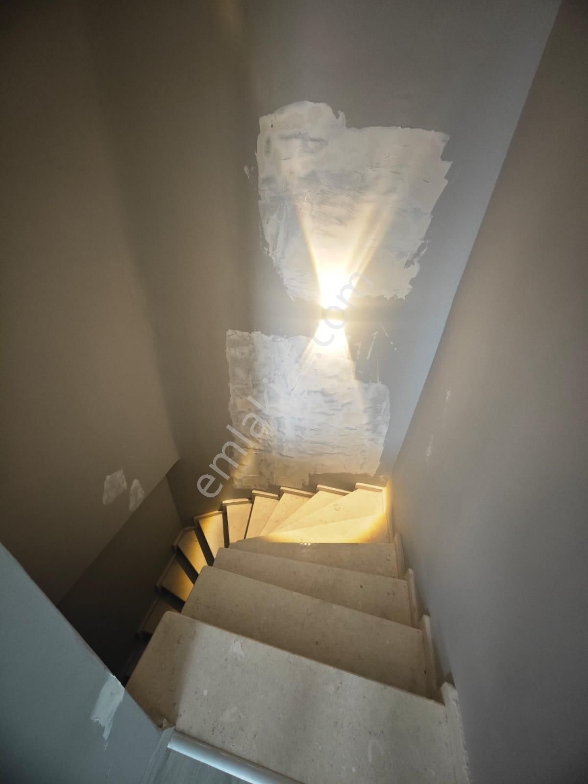 Dikili Ümmetoğlu'ndan 4+1 Sıfır Dubleks 150 M2 - Görsel 12