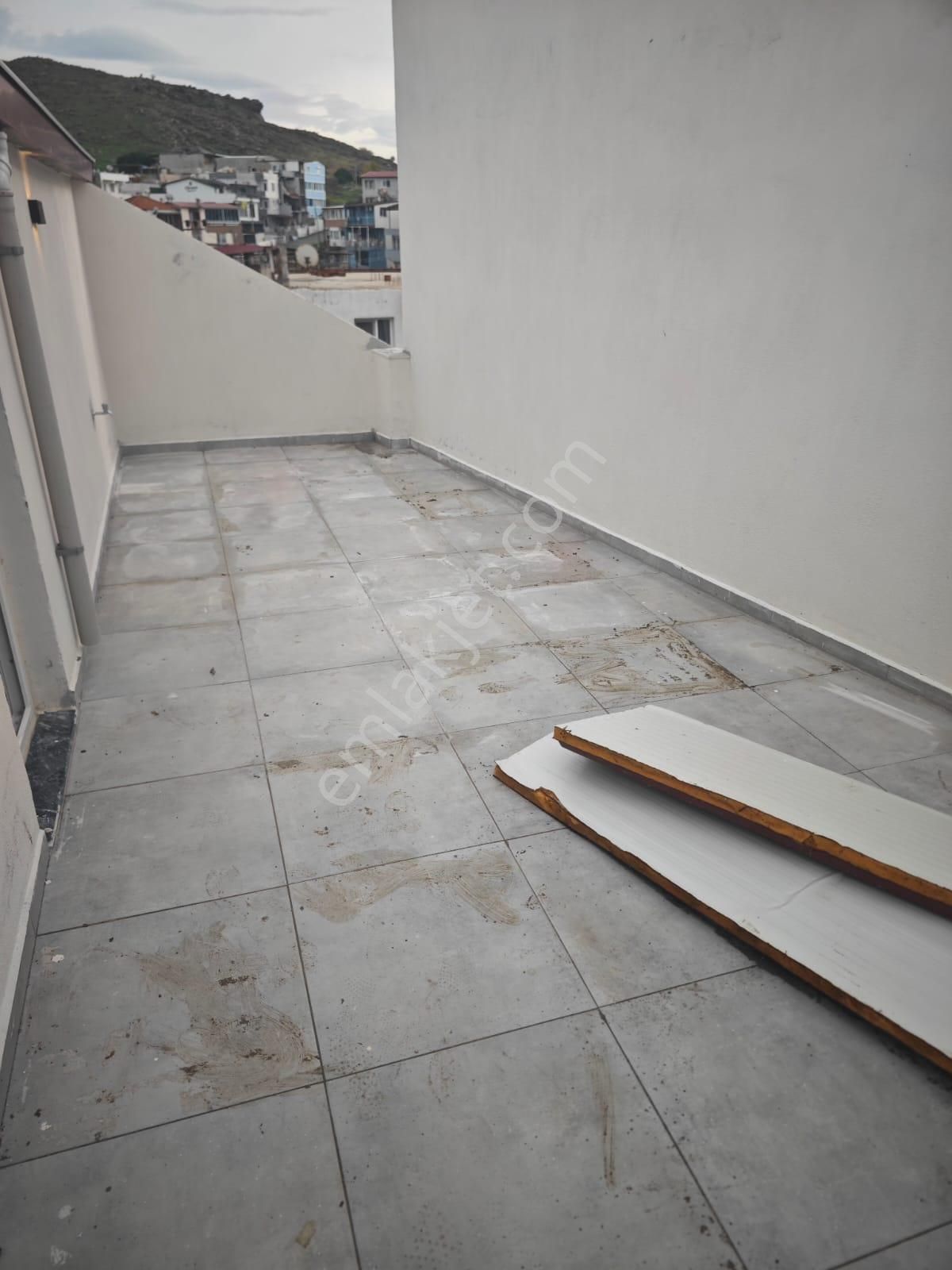 Dikili Ümmetoğlu'ndan 4+1 Sıfır Dubleks 150 M2 - Görsel 17