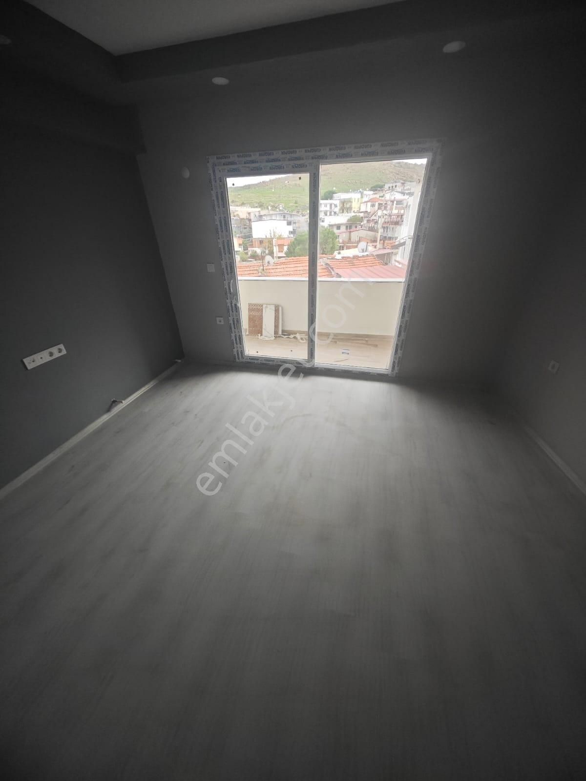 Dikili Ümmetoğlu'ndan 4+1 Sıfır Dubleks 150 M2 - Görsel 10