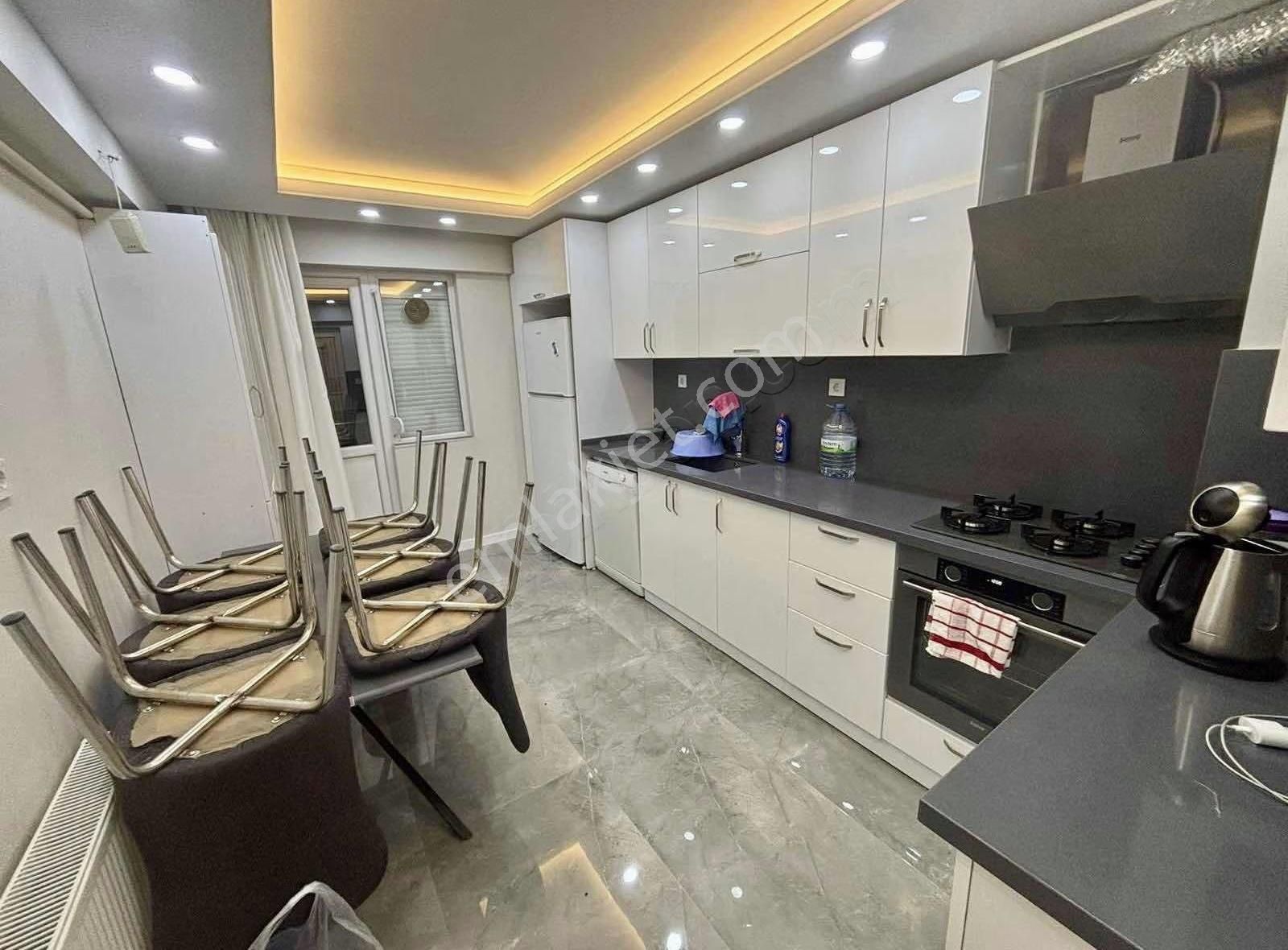 Derman'dan*3+1*asansörlü*120m2*yapılı*uçaklı Park Mevki*ara Kat - Görsel 2