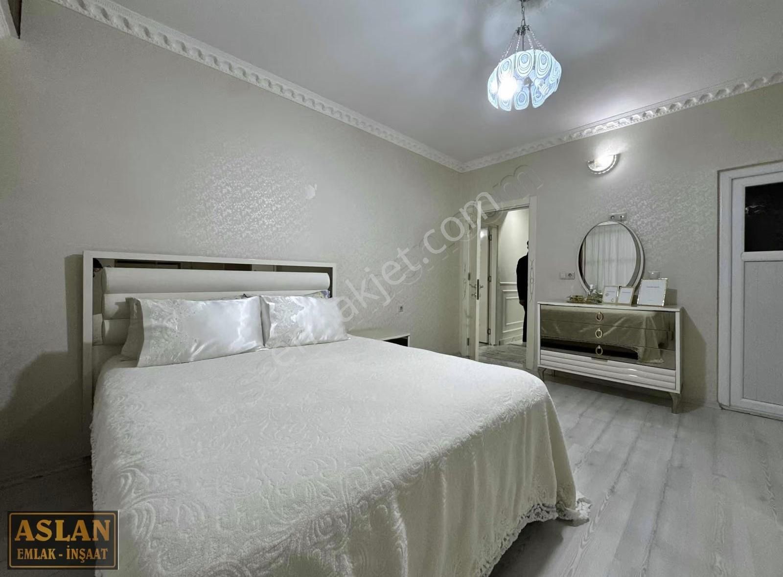 Salih Aslandan 35 Metre Ana Yol Üzeri Full Bakımlı 5 Oda Ara Kat - Görsel 15