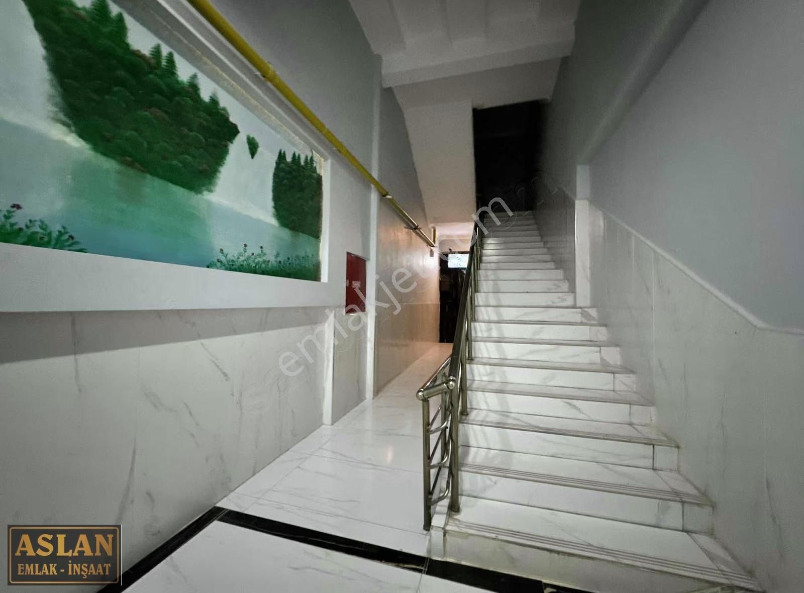 Salih Aslandan 35 Metre Ana Yol Üzeri Full Bakımlı 5 Oda Ara Kat - Görsel 27