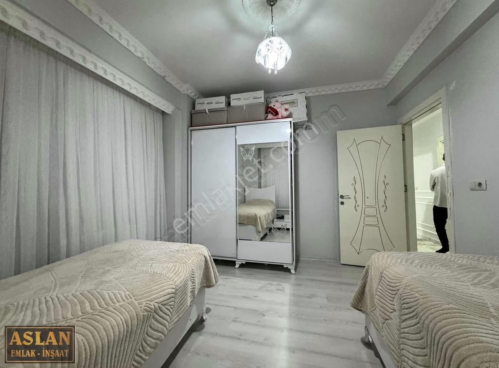 Salih Aslandan 35 Metre Ana Yol Üzeri Full Bakımlı 5 Oda Ara Kat - Görsel 32