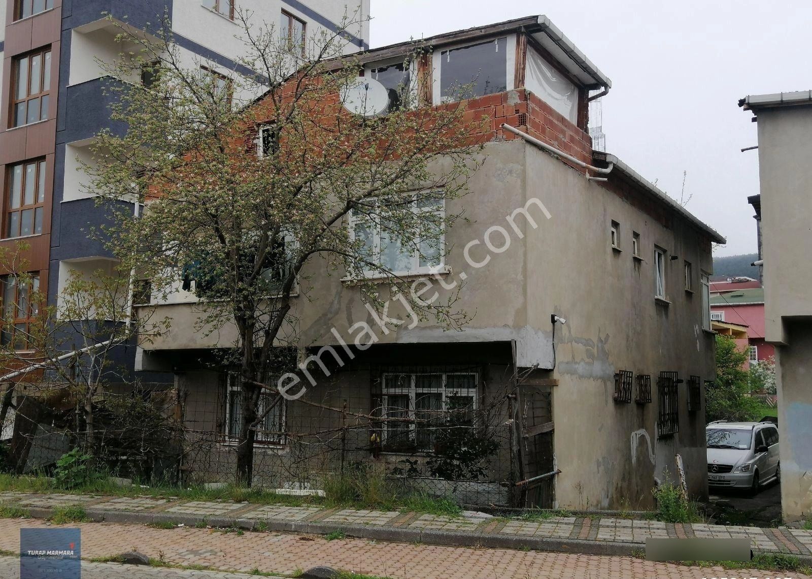 Satılık 2 Katlı, Bahçeli Müstakil Ev - Görsel 19