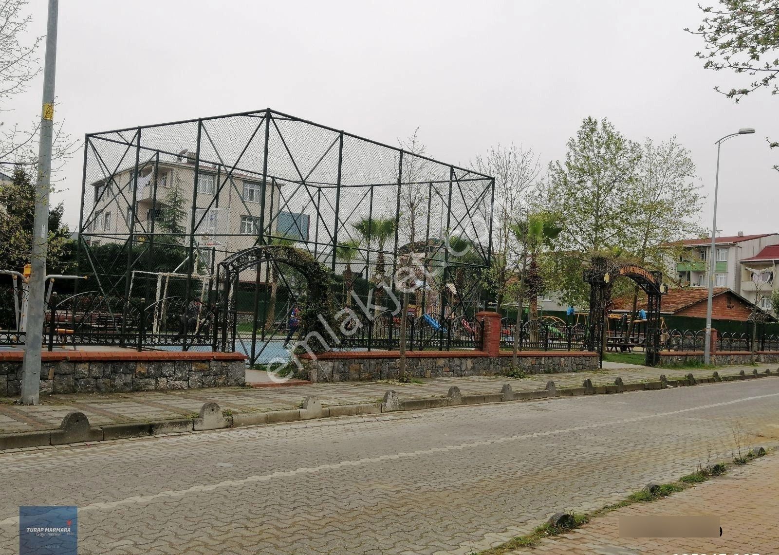 Satılık 2 Katlı, Bahçeli Müstakil Ev - Görsel 21