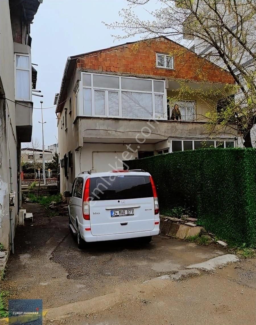 Satılık 2 Katlı, Bahçeli Müstakil Ev - Görsel 5