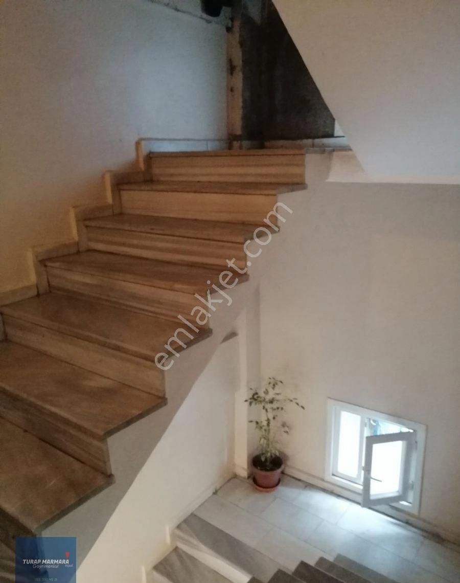 Satılık 2 Katlı, Bahçeli Müstakil Ev - Görsel 11