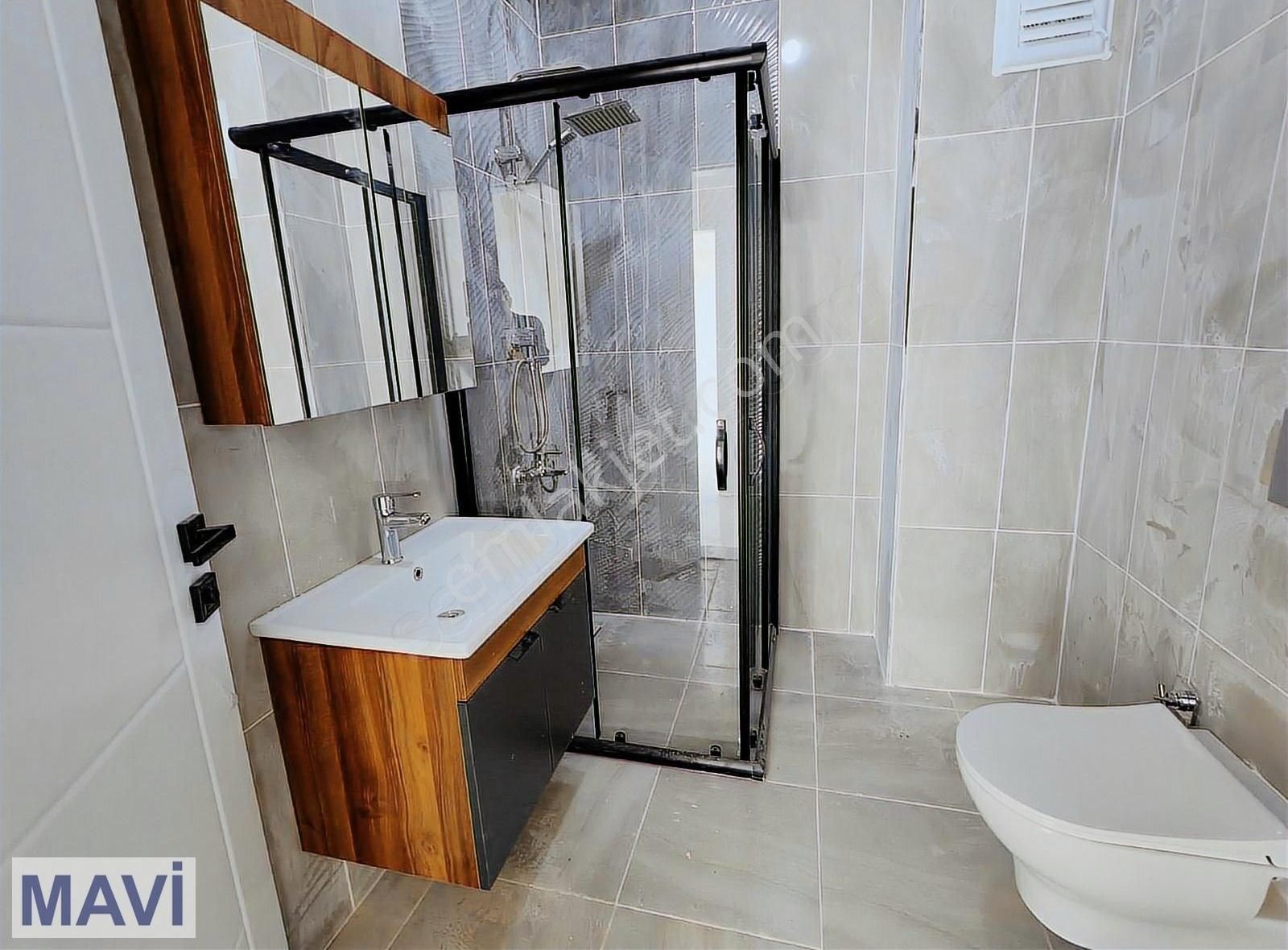 Havuzlu Seyir Teraslı 2+1 Oyun Parklı Yürüyüş Alanlı Remax Mavi - Görsel 5
