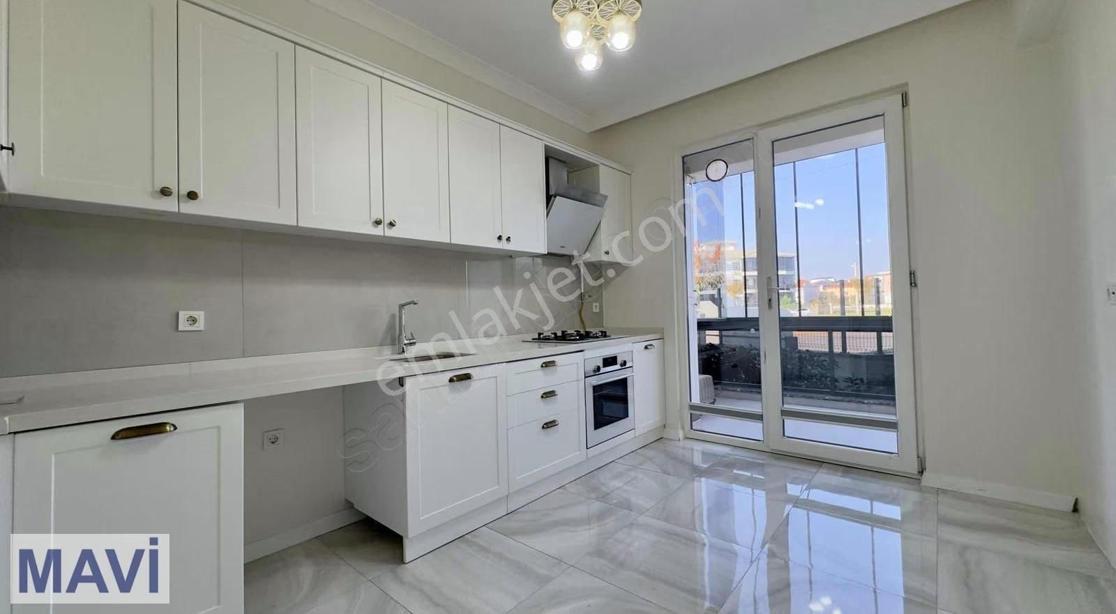 Remax Mustafa Öz 3+1 135m² Lüks Site İçi Y. Isıtma Ebev. Banyosu - Görsel 3