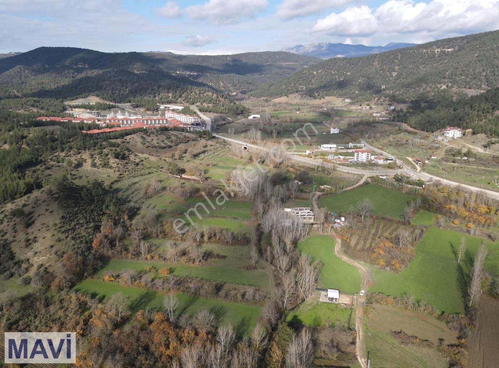 Remax Mavi'den Sakarya Taraklı'da Turizm İmarlı Arsa - Görsel 6