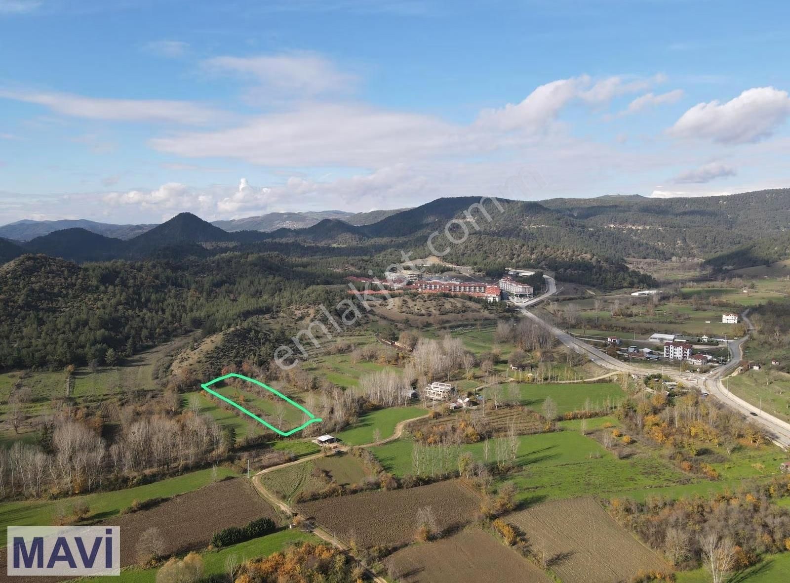 Remax Mavi'den Sakarya Taraklı'da Turizm İmarlı Arsa - Görsel 8