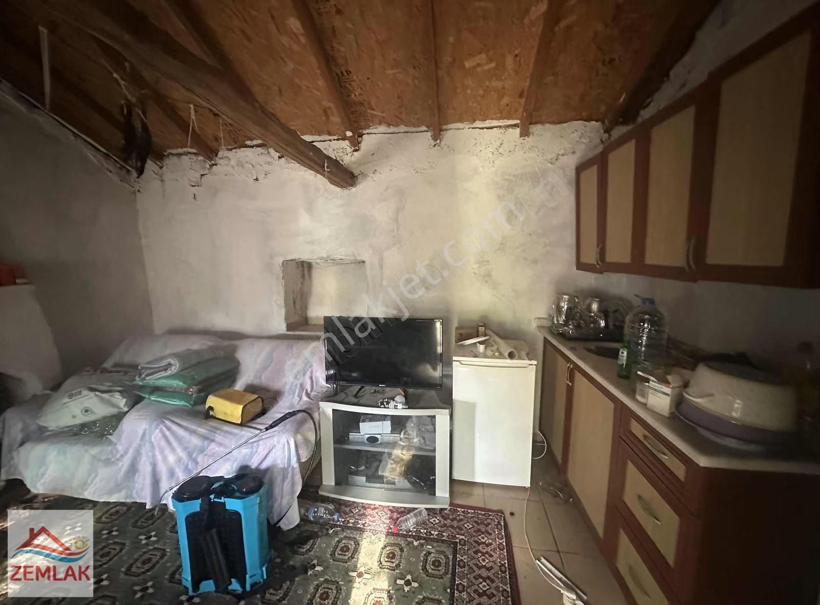 Bodrum Gündoğan Merkez'de İçinde Evi Olan Mandalina Bahçesi - Görsel 7