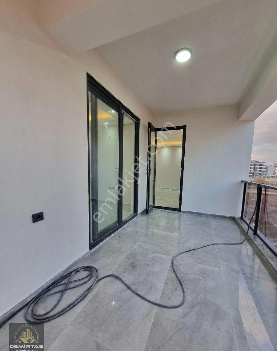 Yenısafakta Satılık Daırelee - Görsel 4