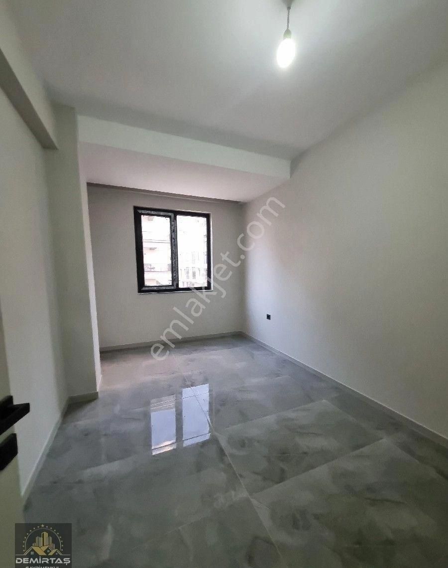 Yenısafakta Satılık Daırelee - Görsel 12