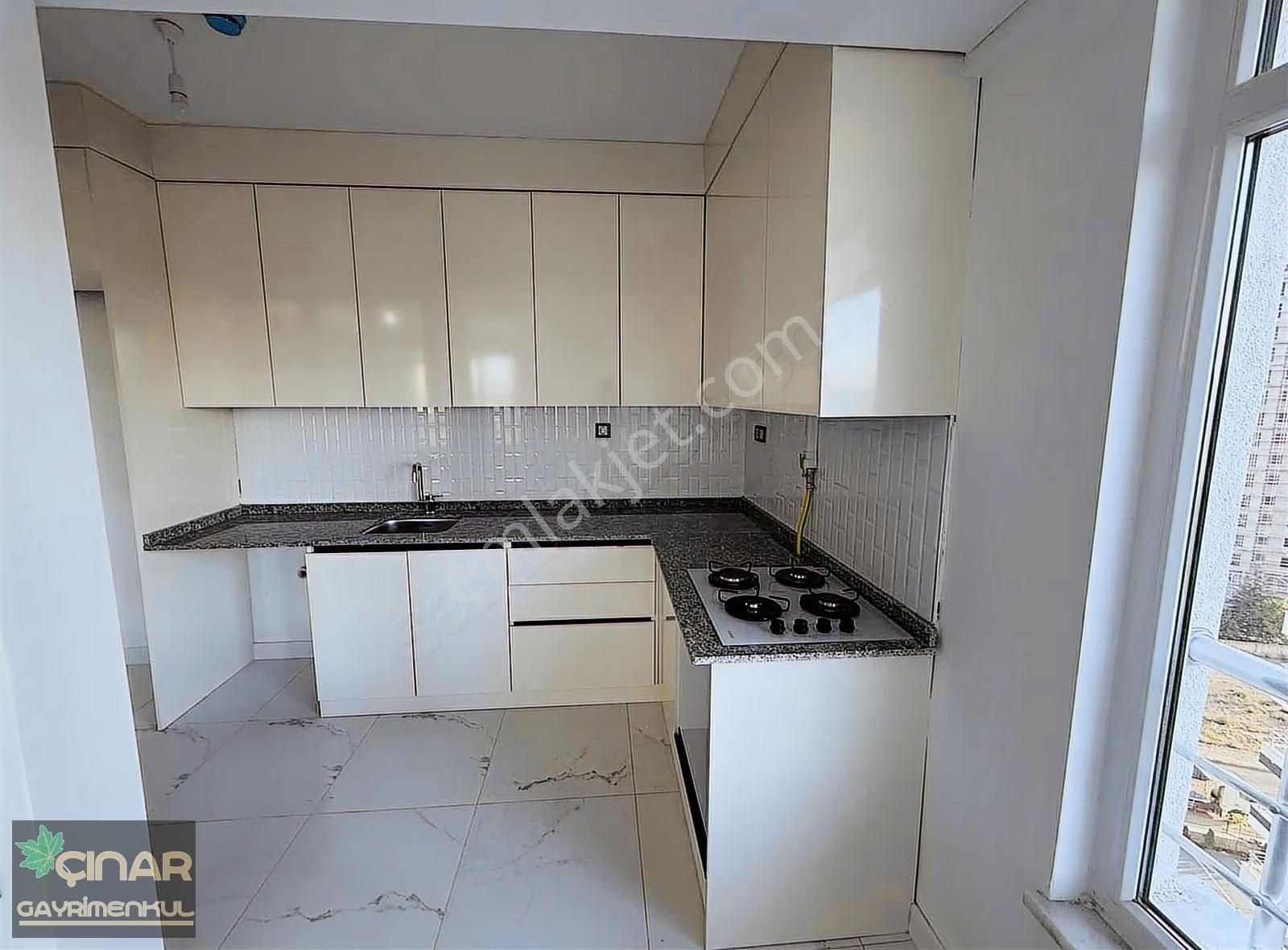 Arven Doğu Yaka Sıfır 2,5+1 Muhteşem Satılık Lüks Daire - Görsel 3