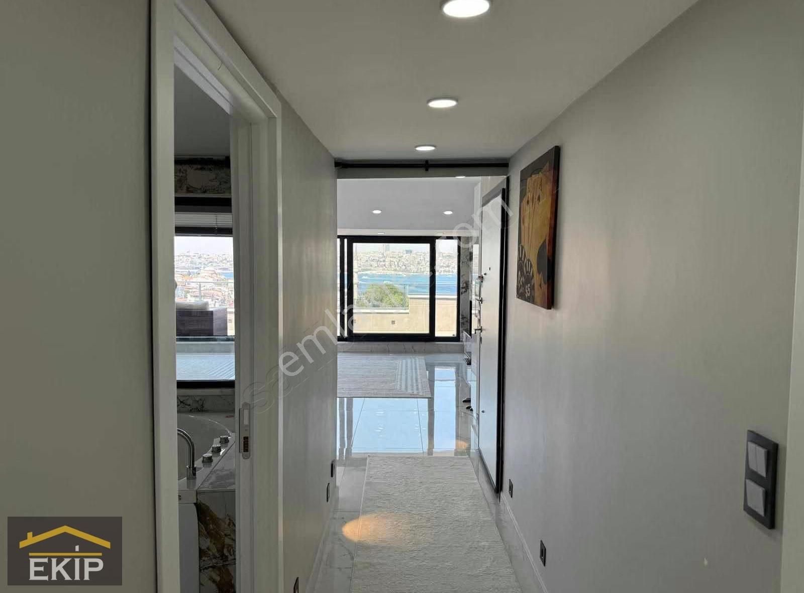 Üsküdar Merkezde Boğaz Manzaralı Dubleks (lebiderya Manzara) - Görsel 12