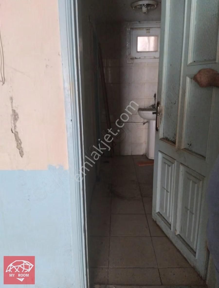 Ümraniye Altınşehir Mahallesinde 200 M2 Kiralık İş Yeri Dükkan - Görsel 3