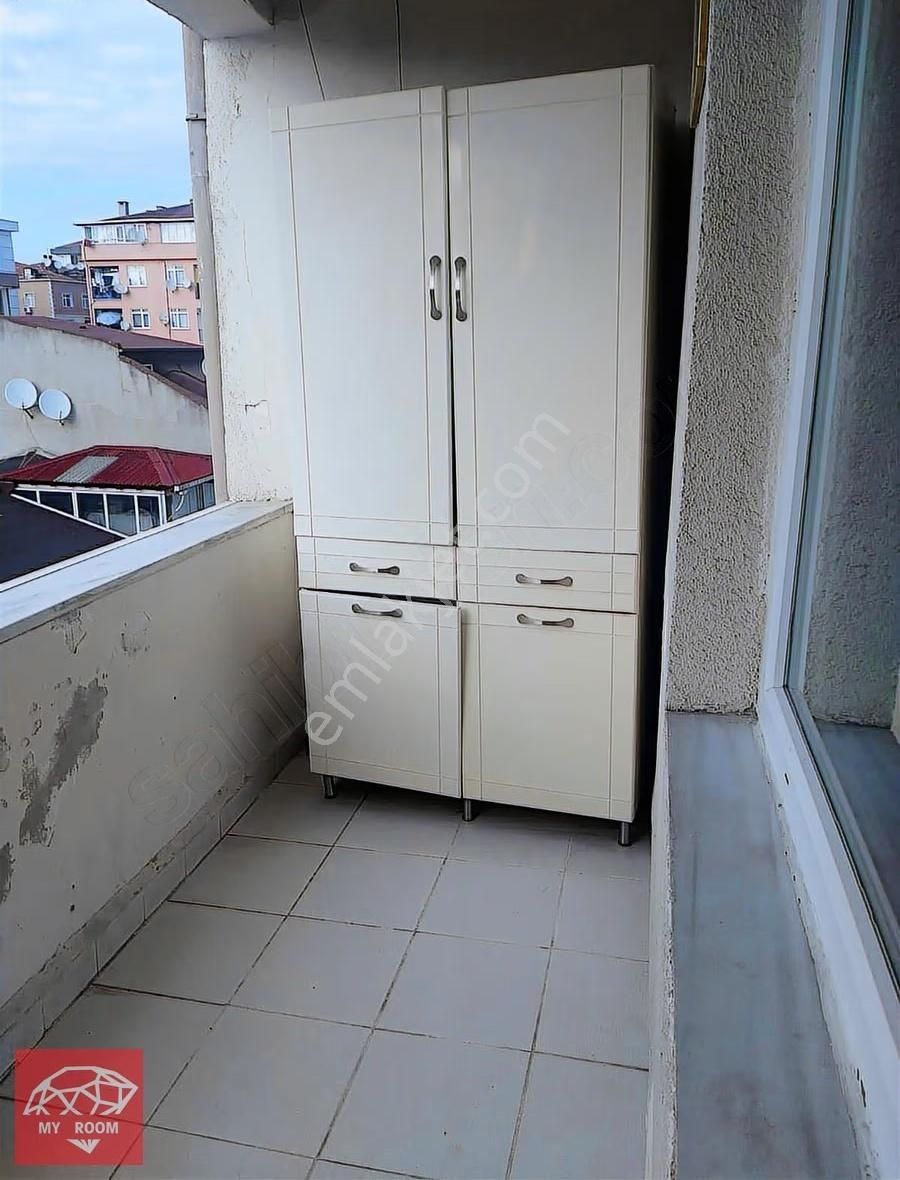 Ümraniye Tepeüstü Mahallesinde 2+1 Kiralık Daire - Görsel 7