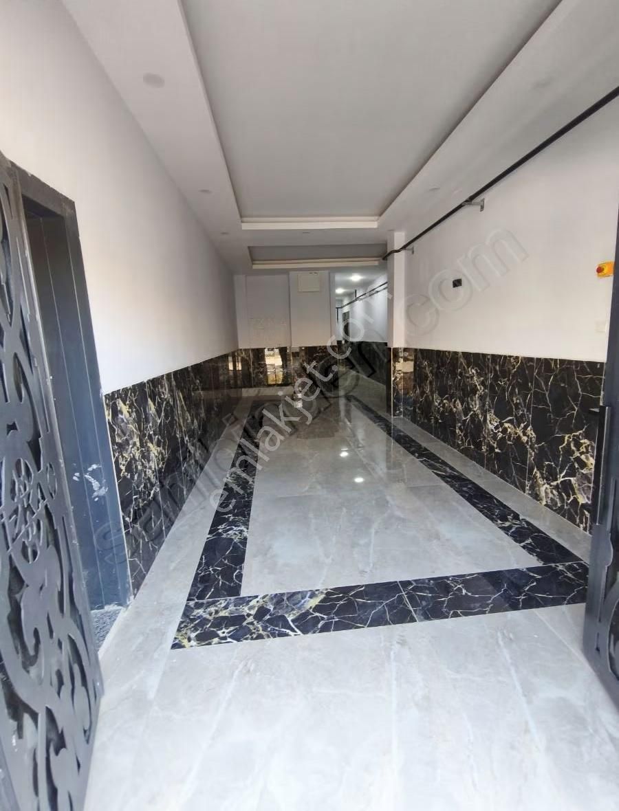 Seyran Emlaktan İzka İnsaatta Satılık 1.kat Ön Cephe 2+1 Daire - Görsel 14