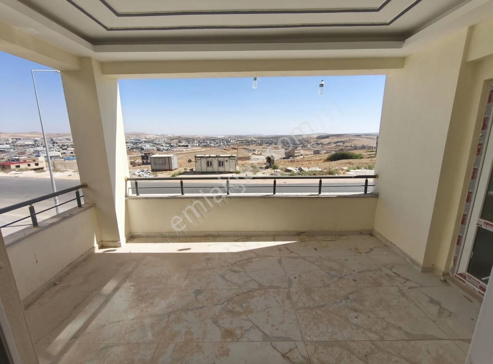 Seyran Emlaktan İzka İnsaatta Satılık 1.kat Ön Cephe 2+1 Daire - Görsel 6