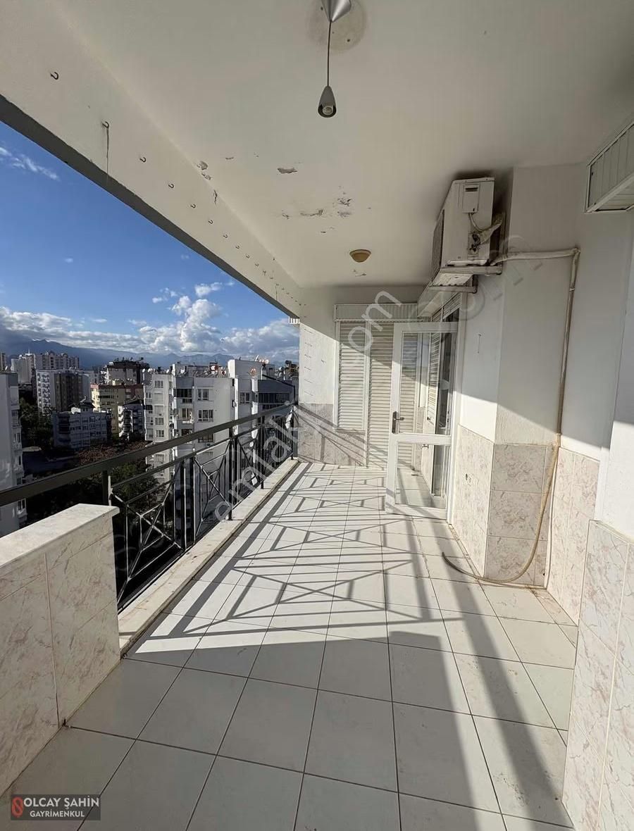 Fener'de B.ecevit Bulvarına Cephe-arakat-ebeveyn Banyolu 3+1 - Görsel 17