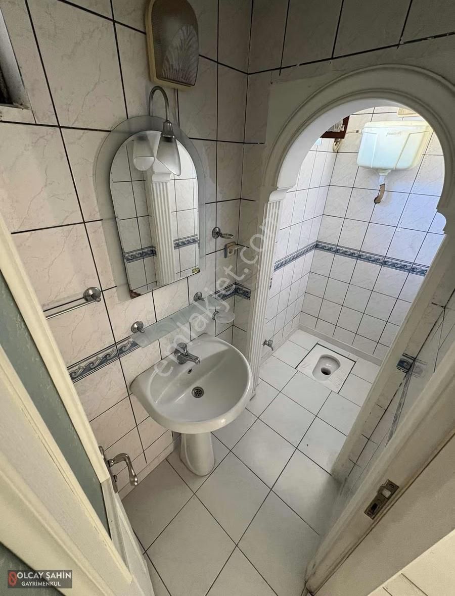 Fener'de B.ecevit Bulvarına Cephe-arakat-ebeveyn Banyolu 3+1 - Görsel 31