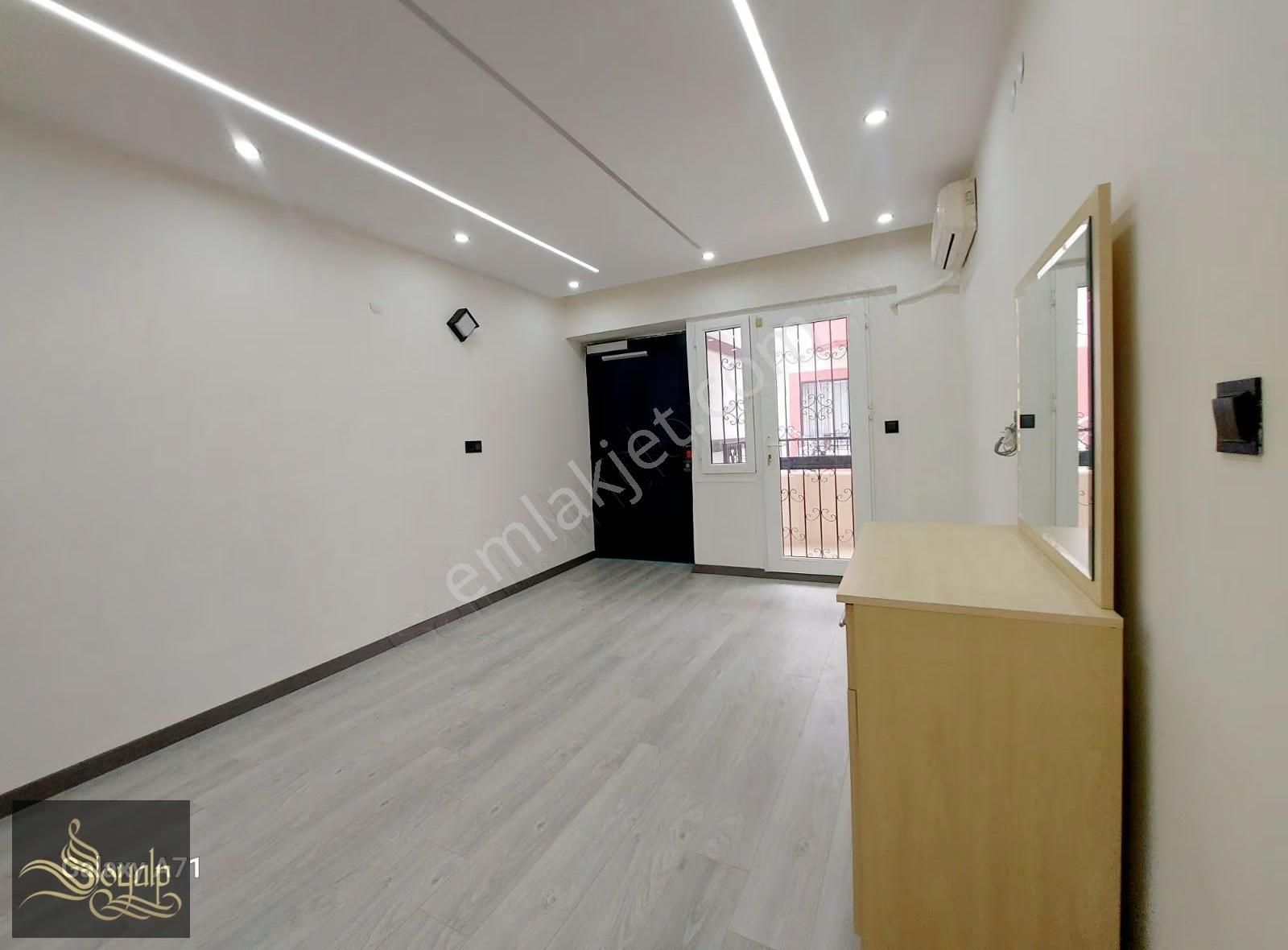 Didim Merkezde 4+1 Ayrı Mutfak Asansörlü Villamız Satılık - Görsel 30