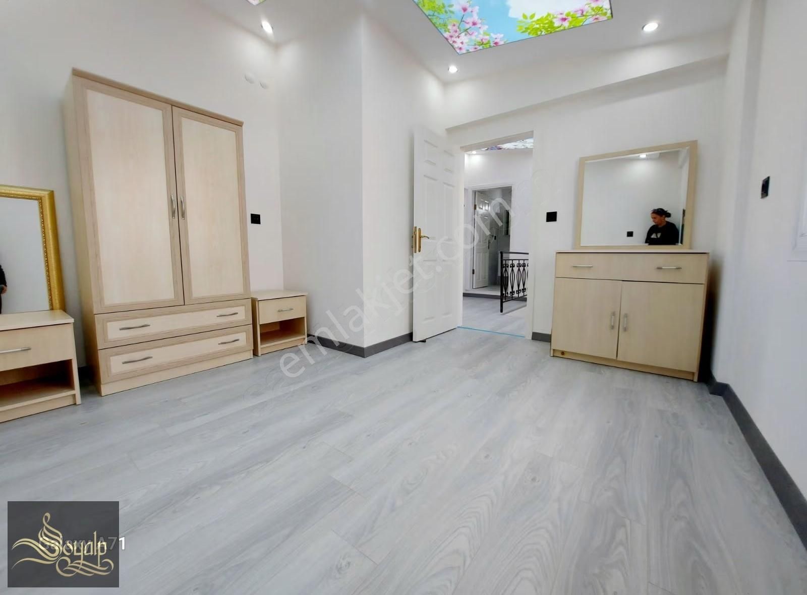 Didim Merkezde 4+1 Ayrı Mutfak Asansörlü Villamız Satılık - Görsel 15