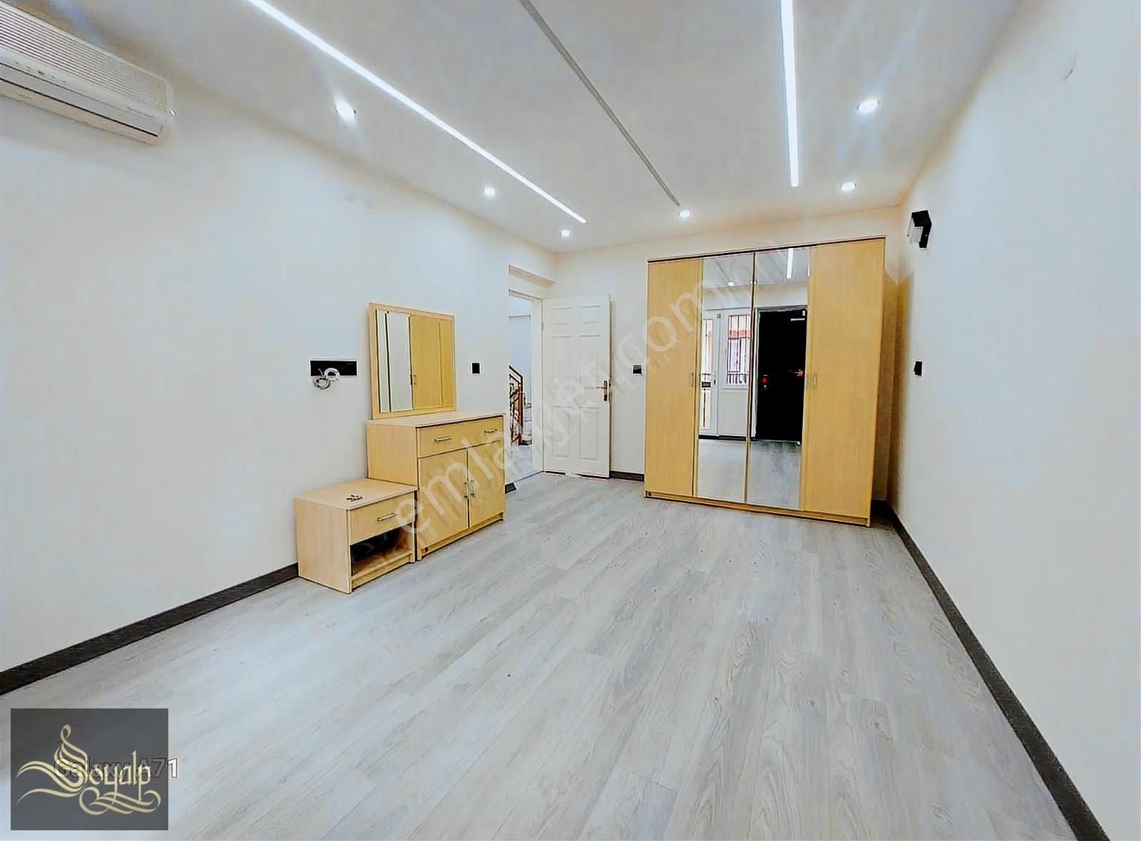 Didim Merkezde 4+1 Ayrı Mutfak Asansörlü Villamız Satılık - Görsel 27