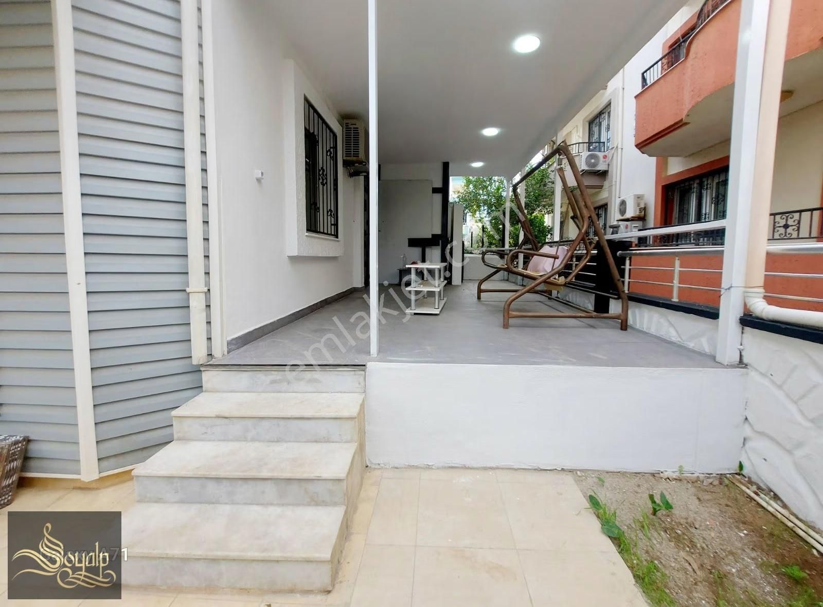 Didim Merkezde 4+1 Ayrı Mutfak Asansörlü Villamız Satılık - Görsel 11