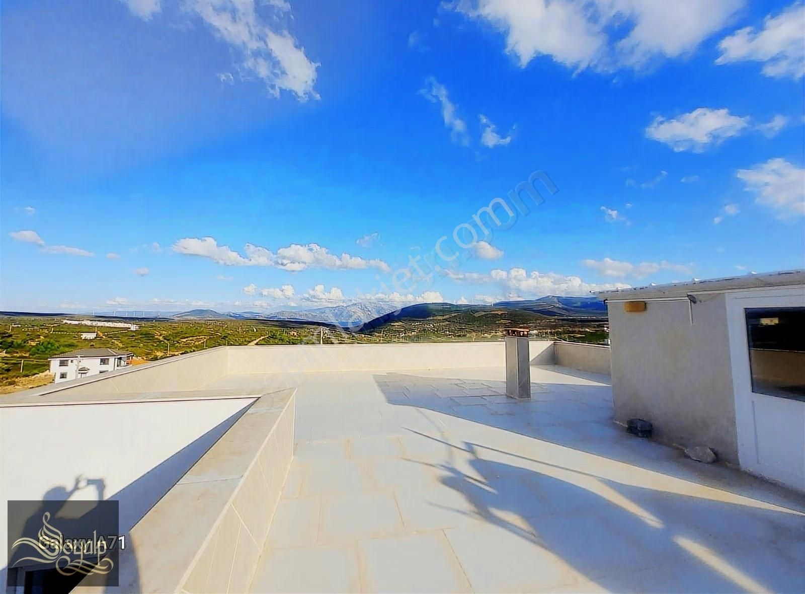 Seyrantepenin En Güzel Lokasyonunda 4+2+2 Göl Ve Doğa Manzaralı - Görsel 16