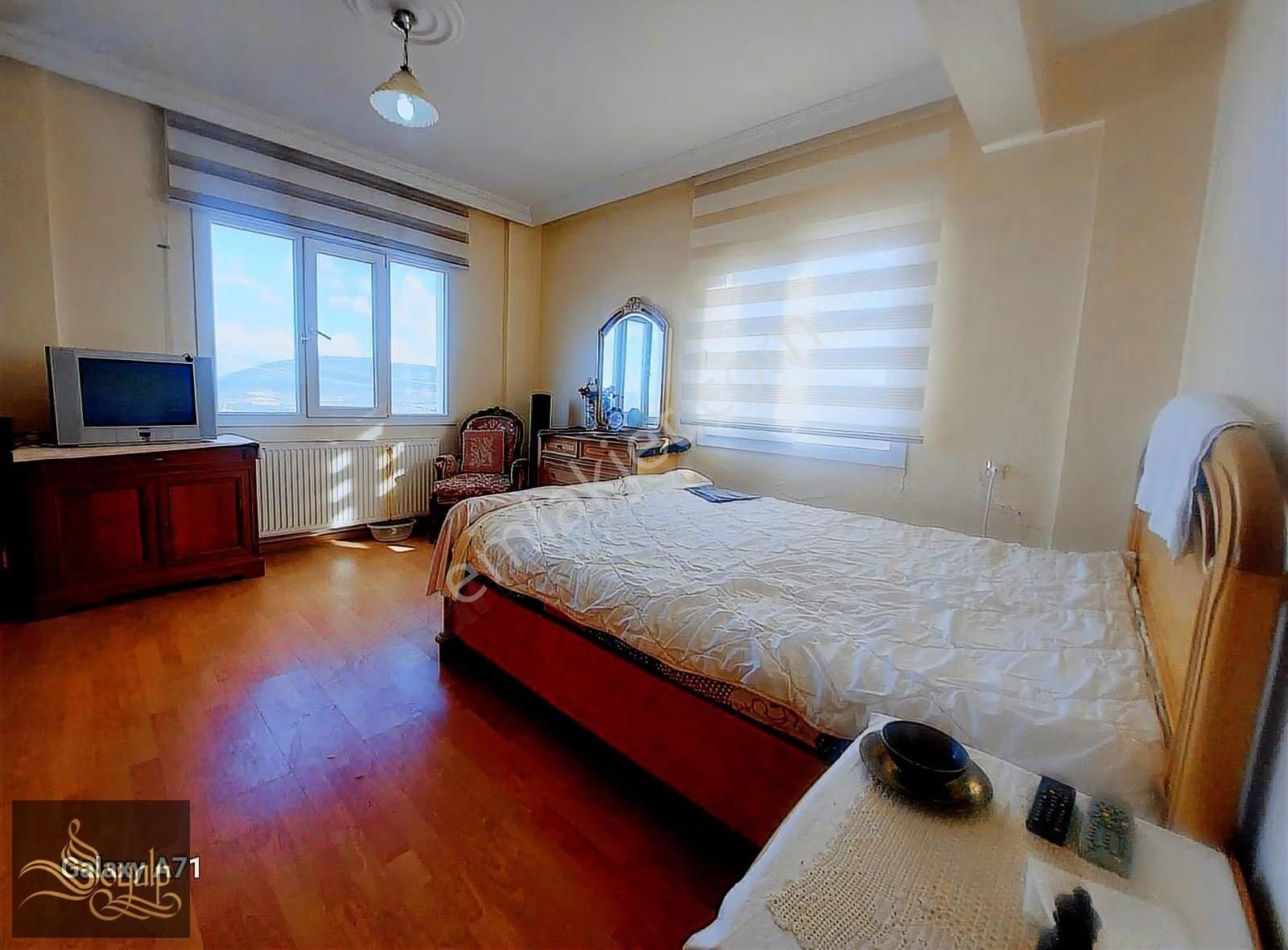 Seyrantepenin En Güzel Lokasyonunda 4+2+2 Göl Ve Doğa Manzaralı - Görsel 20