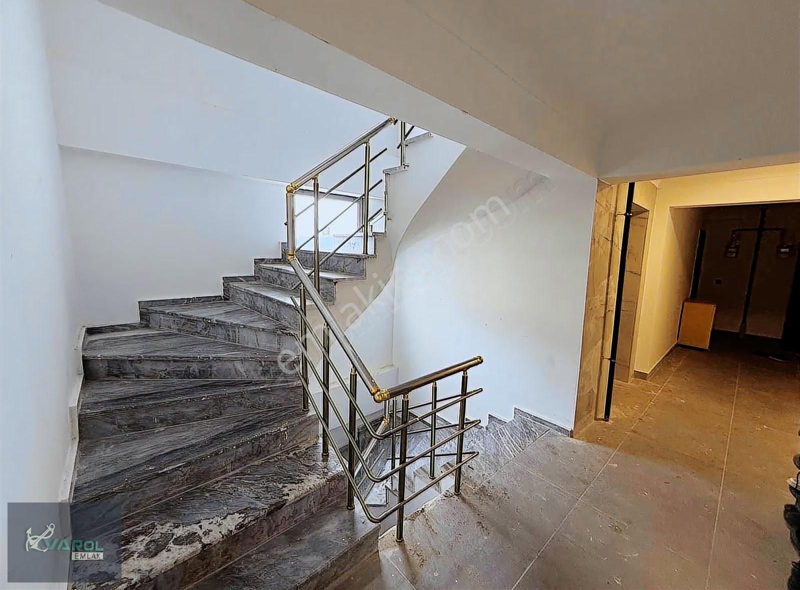 Teras Kafe Yakını 2+1 Kapalı Mutfak Doğalgazlı Geniş Ferah Daire - Görsel 20