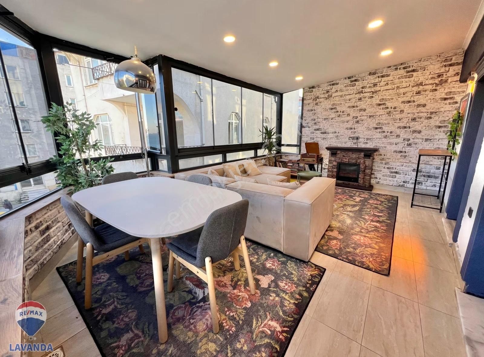 Mimarsinanda Deniz Manzaralı Full Eşyalı Kiralık Müstakil Villa - Görsel 5