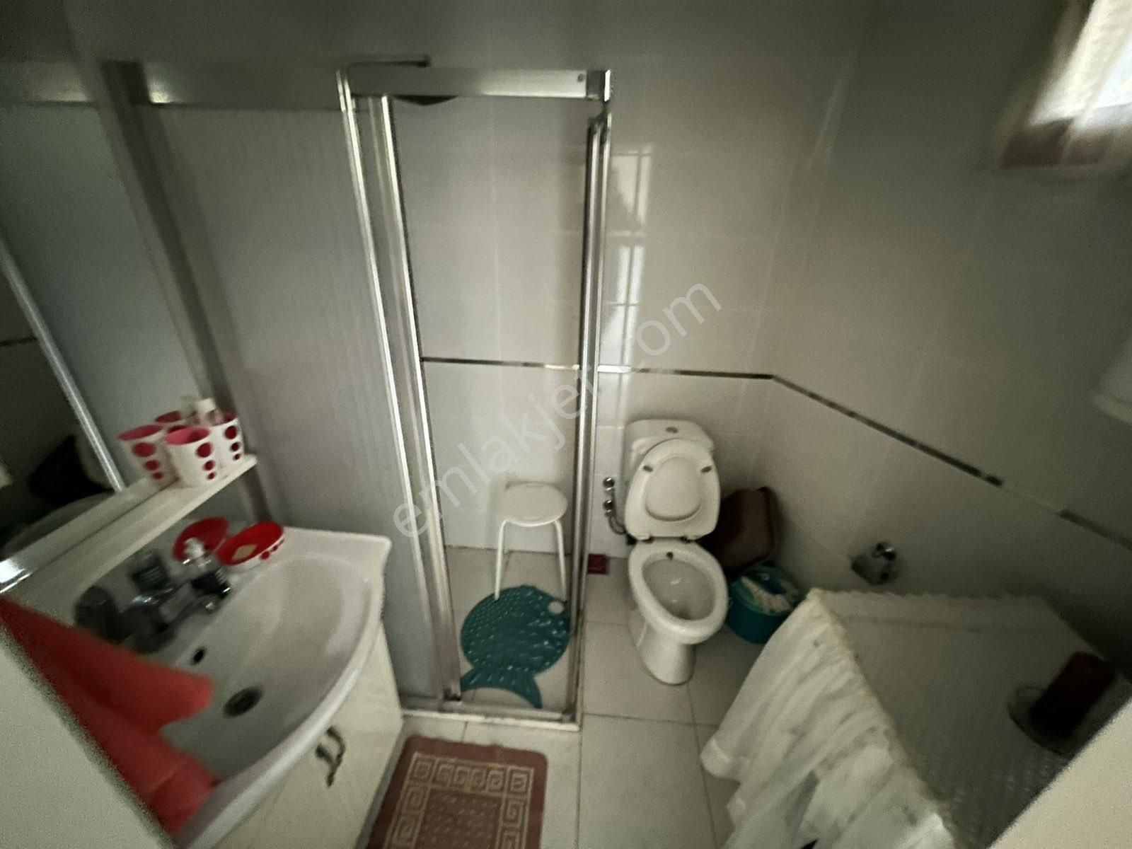 Darıca Yelkenkaya Bölgesinde Site İçinde Havuzlu Eşyalı 2+1 - Görsel 9